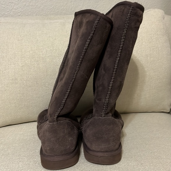 Genuine Australian sheepskin boots lined with sheepskin brown size 7 - Picture 3 of 6